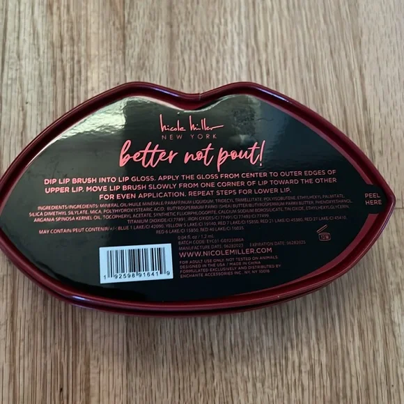 NWOT NEVER USED Nicole Miller lip gloss set - Picture 5 of 5